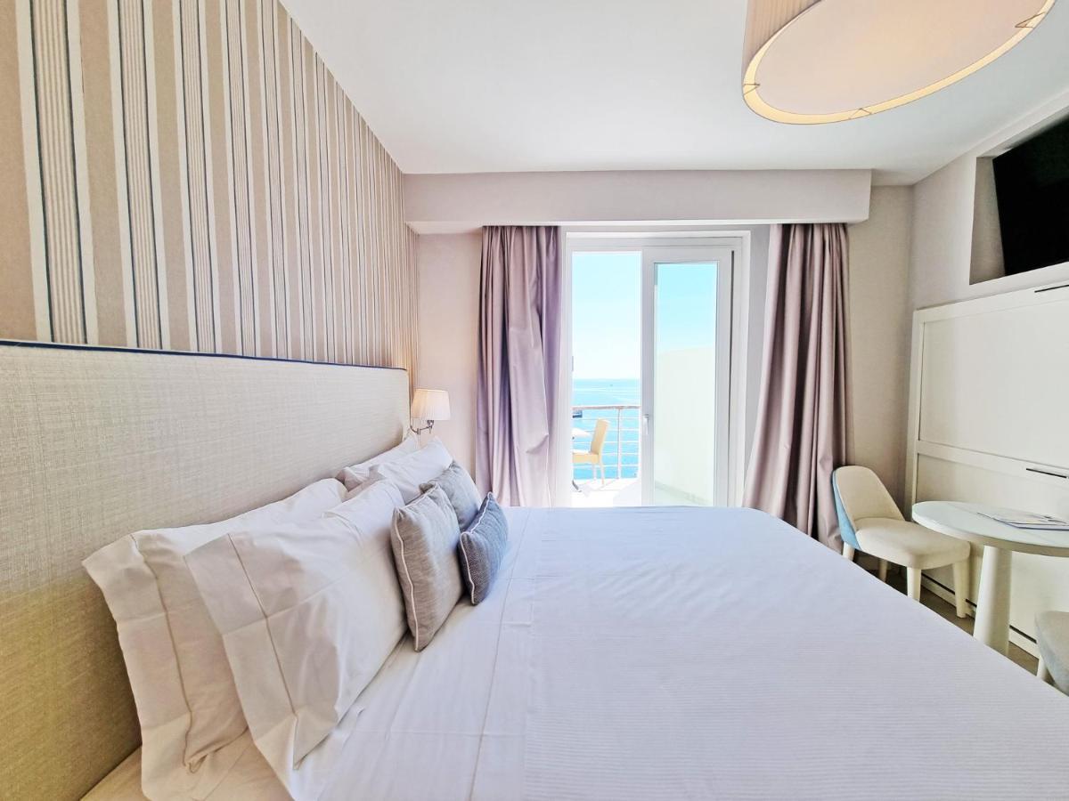 פורטו אזורו Hotel Plaza מראה חיצוני תמונה