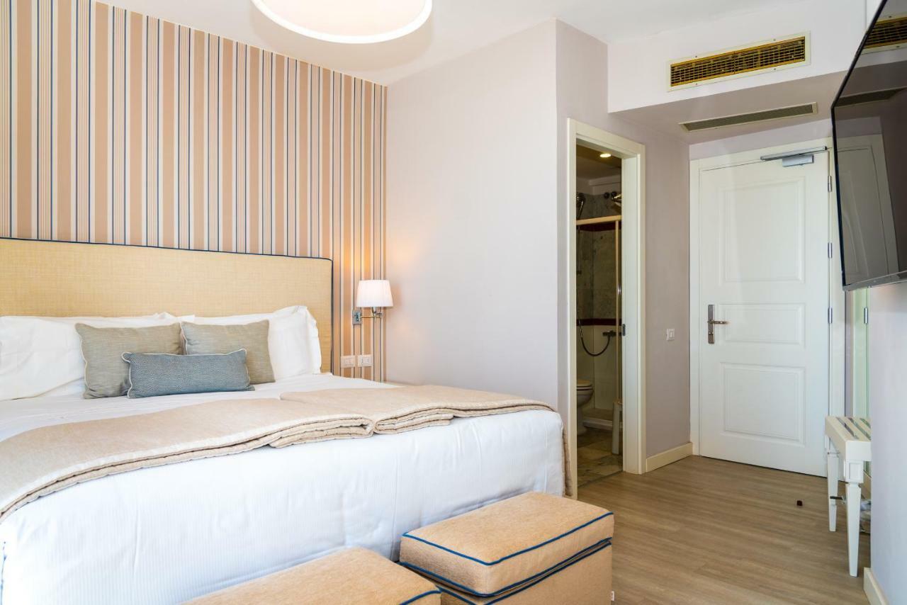 פורטו אזורו Hotel Plaza מראה חיצוני תמונה
